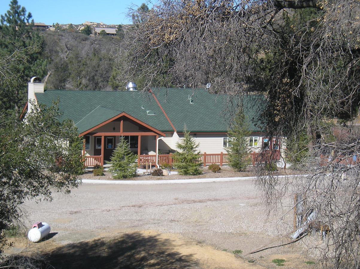 Oakzanita Springs Camping Resort Cottage 4 Descanso Kültér fotó