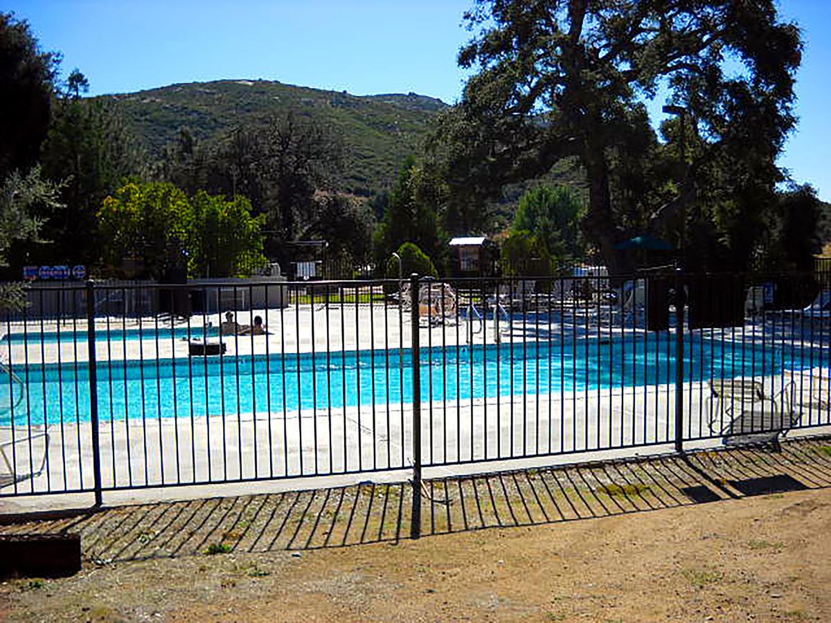 Oakzanita Springs Camping Resort Cottage 4 Descanso Kültér fotó